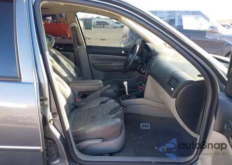 2004 Volkswagen Jetta Gls 2.0L из США, поврежденный, VIN 3VWSK69M84M022016